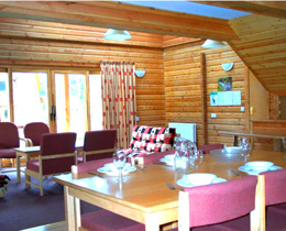 lodge-lounge